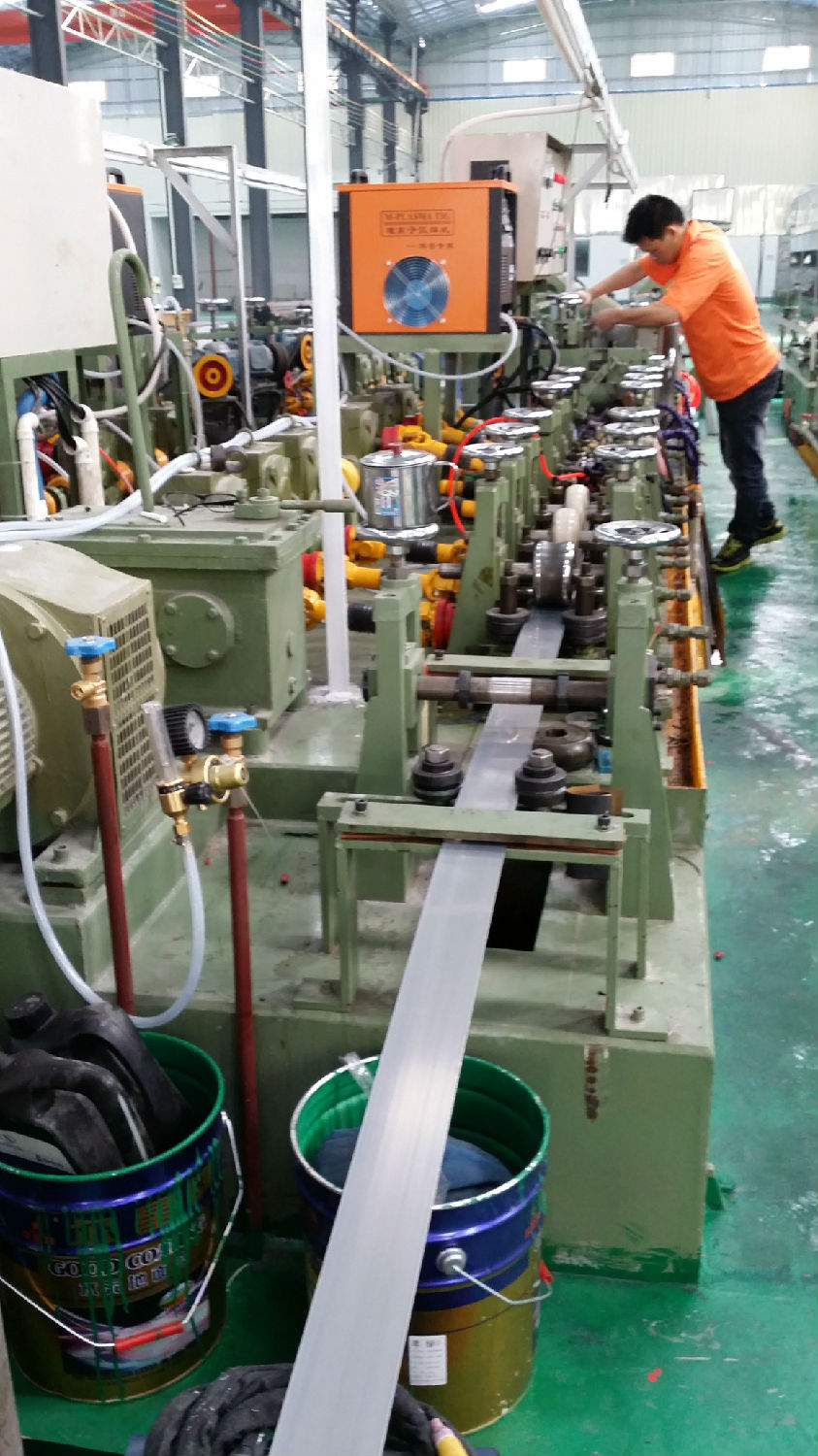 wb官网(中国)wb万搏(中国)首页官方网站管材生产车间