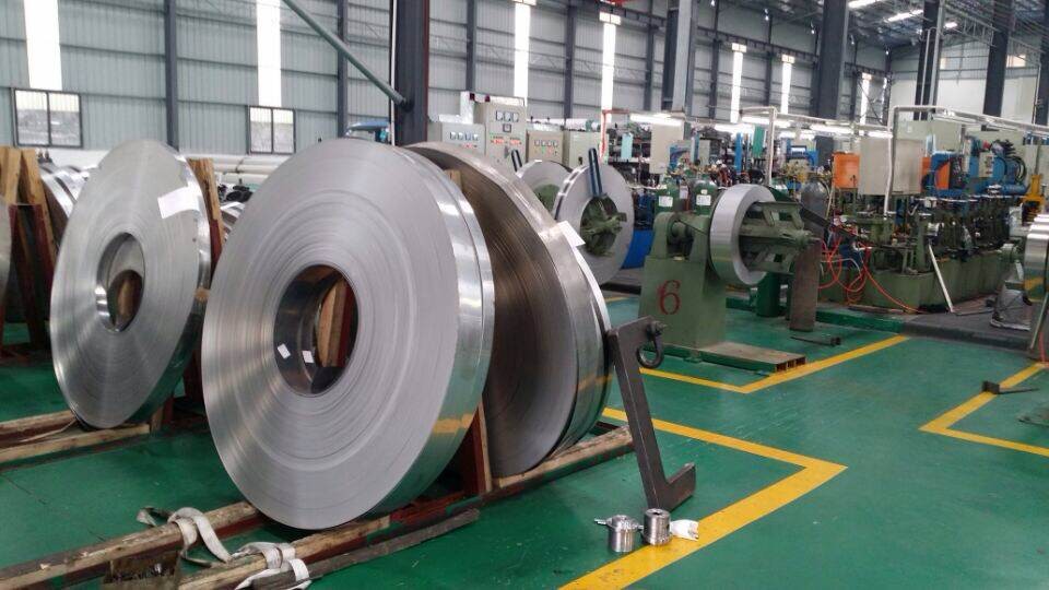 广东wb官网(中国)管业wb万搏(中国)首页官方网站管生产车间实拍图 广东wb官网(中国)管业wb万搏(中国)首页官方网站管生产车间实拍图